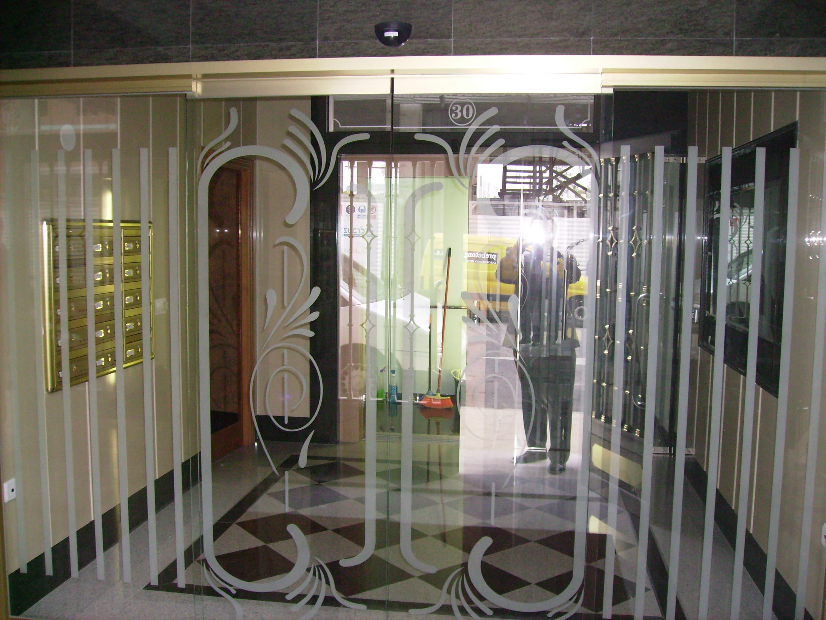 puertas automaticas de cristal - Puertas automáticas mena